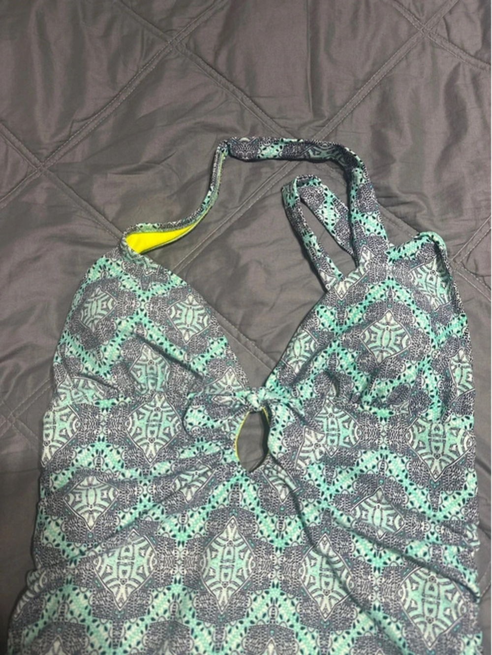 Swimsuit - Picture 2 of 6